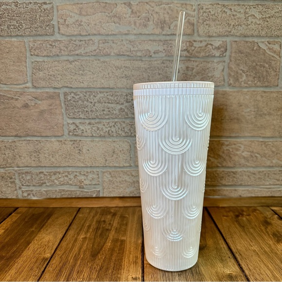Starbucks Spring 2023 White Pearl Opalescent Siren Mermaid 24 oz Cold Cup - Picture 4 of 8